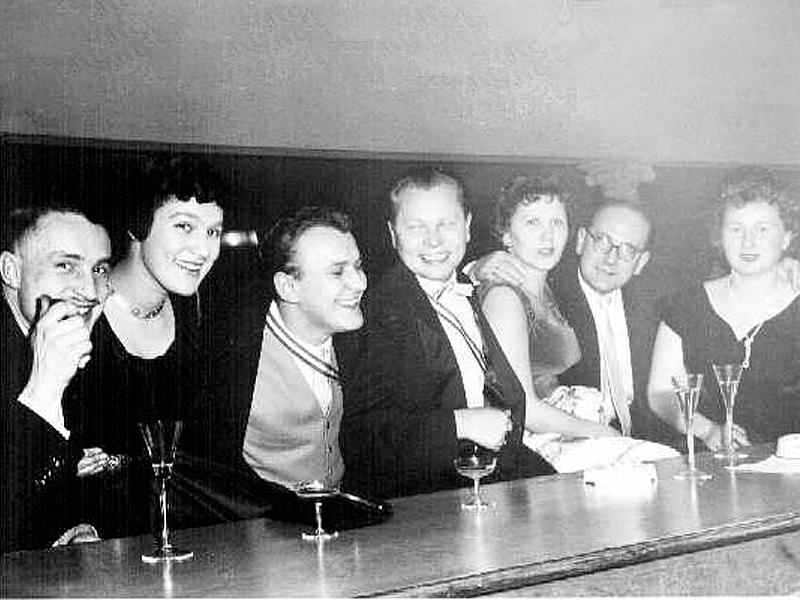 1954