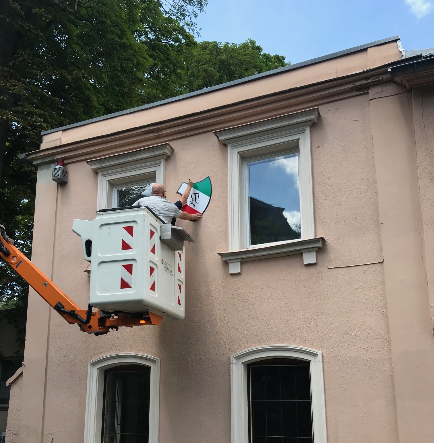 Neues von der Konstante